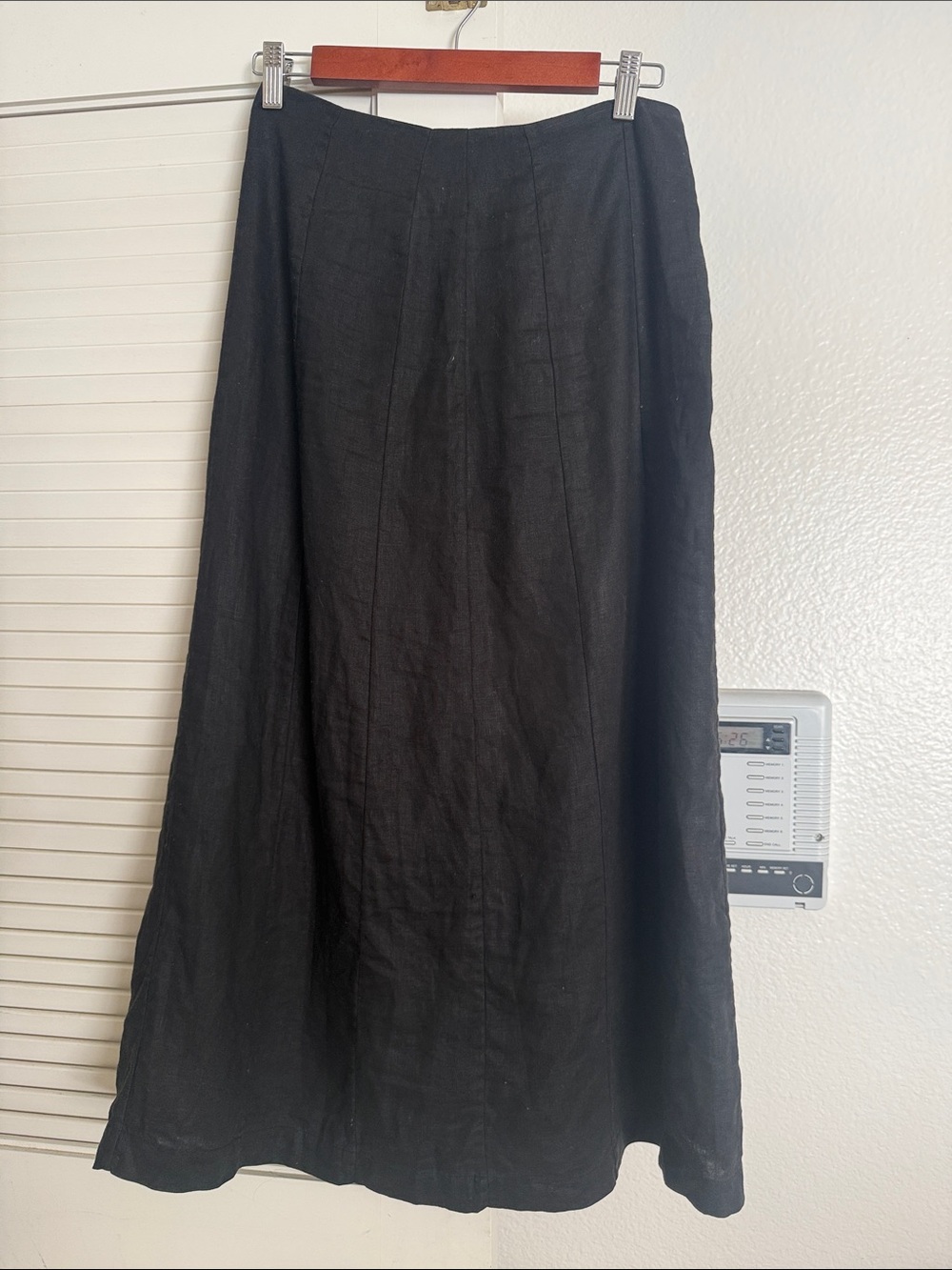 Jenni Kayne black linen Kinney skirt - Picture 4 of 6